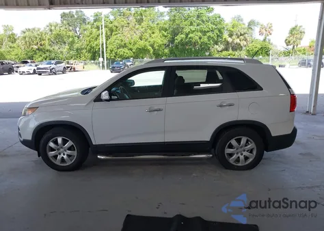 2013 Kia Sorento Lx from USA, damaged, VIN 5XYKT3A69DG370190
